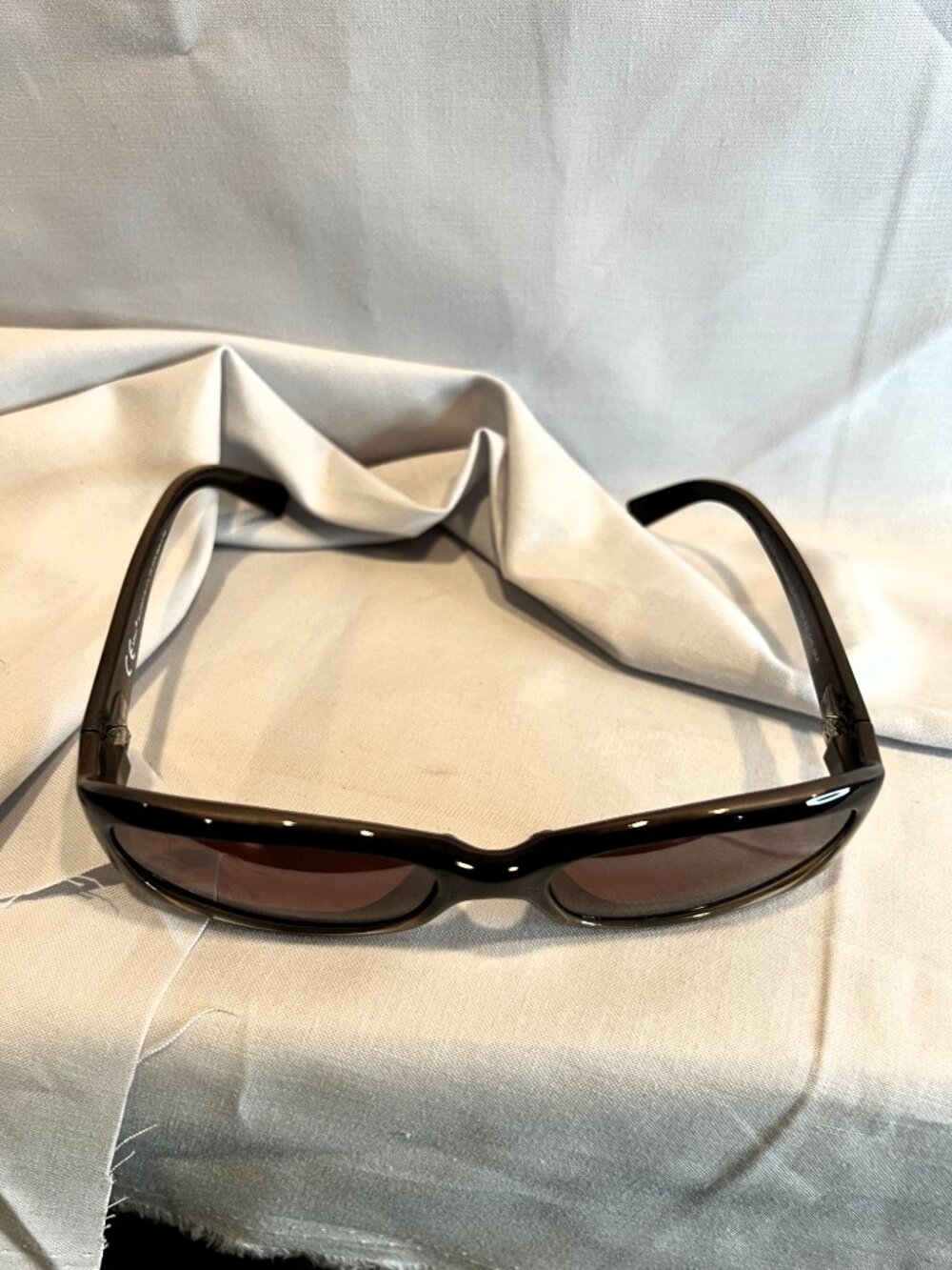 Maui Jim Sunglasses - Picture 4 of 11